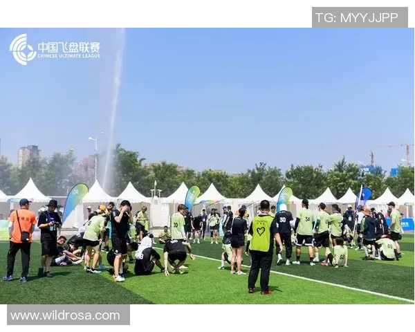 西安飞盘队的崛起之路:从默默无闻到攀岩联赛的璀璨明星 西安飞盘队的崛起之路:从默默无闻到攀岩联赛的璀璨明星